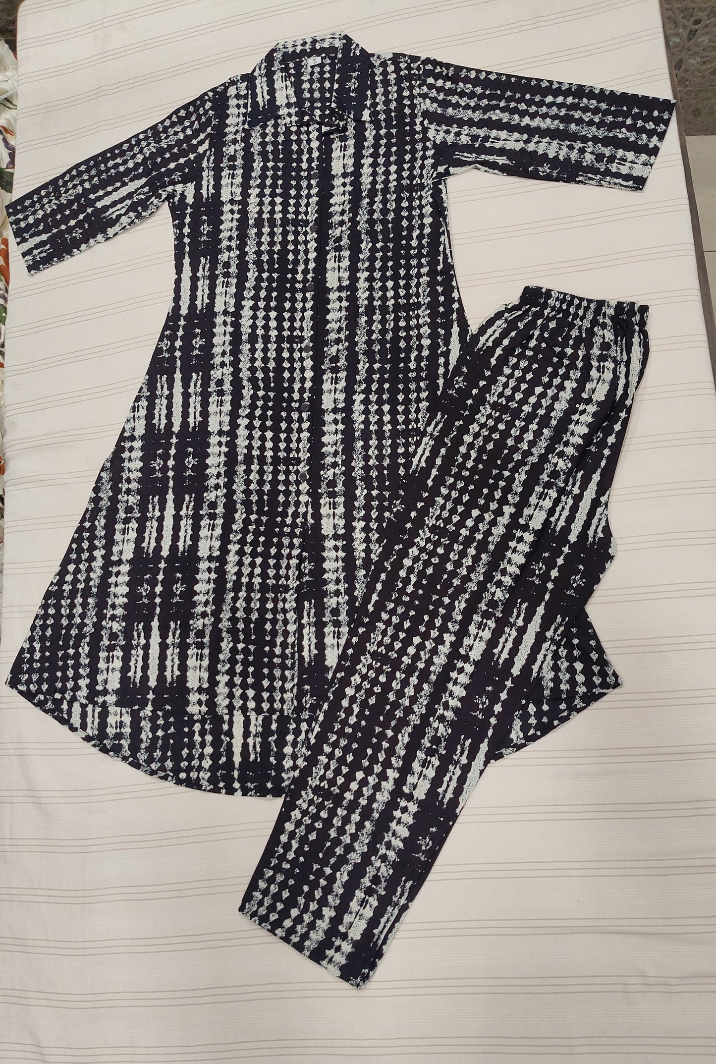 Chic Monochrome Shibori Print Flared Kurta Set